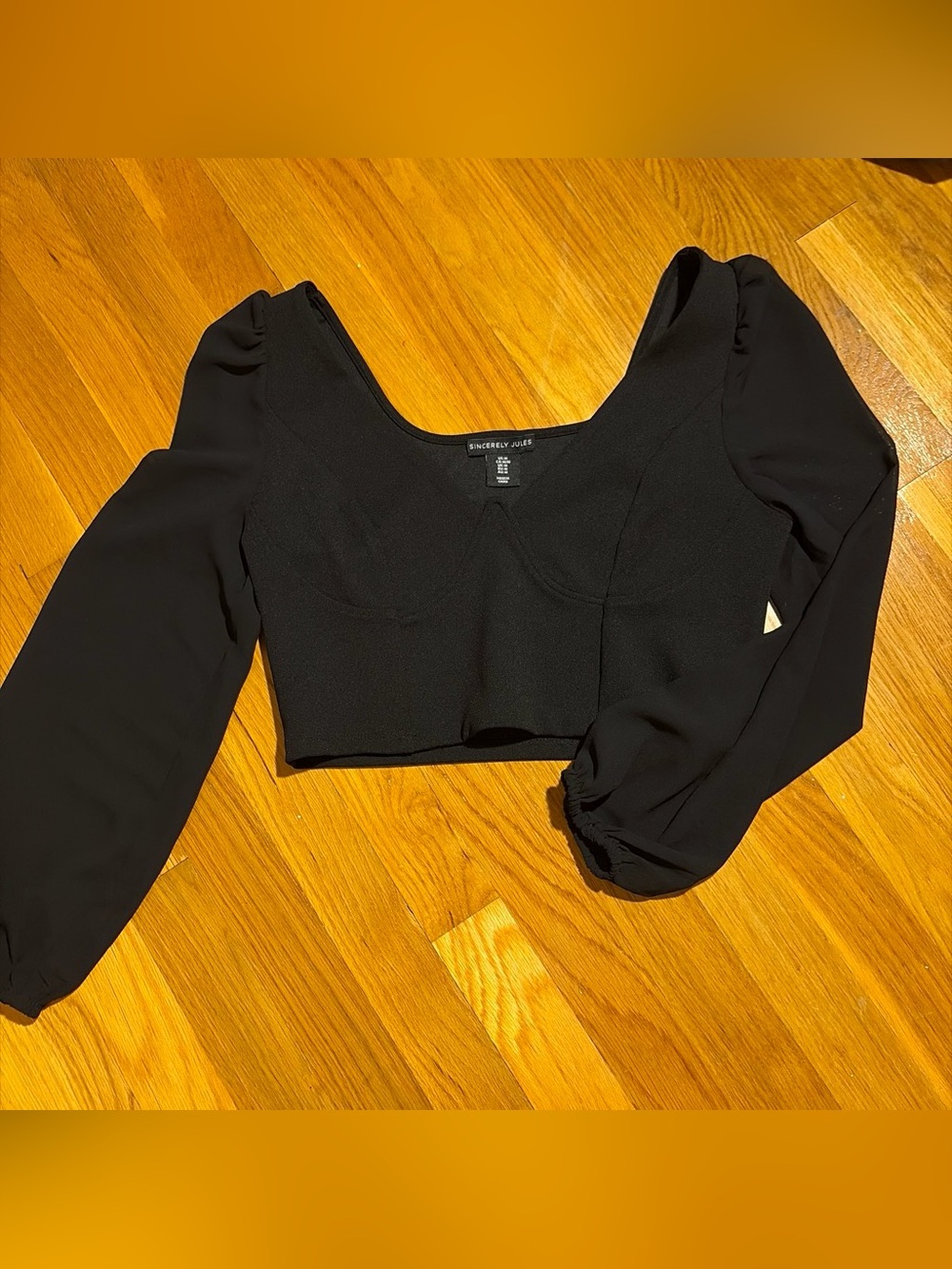 Sincerely Jules Black Puff-Sleeve Cropped Top